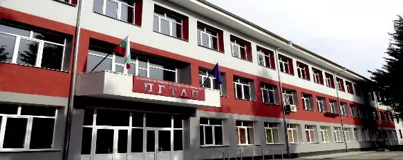 Попово - Професионална гимназия по техника и лека промишленост
